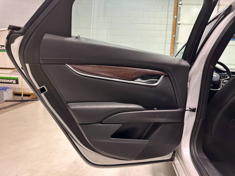 2017 Cadillac XTS Premium Luxury