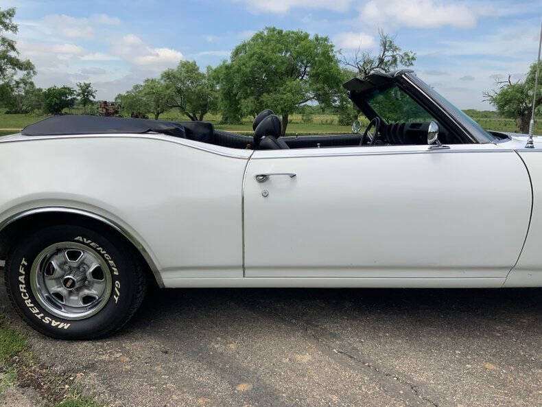 1969 Oldsmobile Cutlass