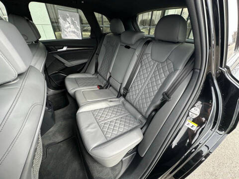 2022 Audi SQ5 3.0T quattro Prestige