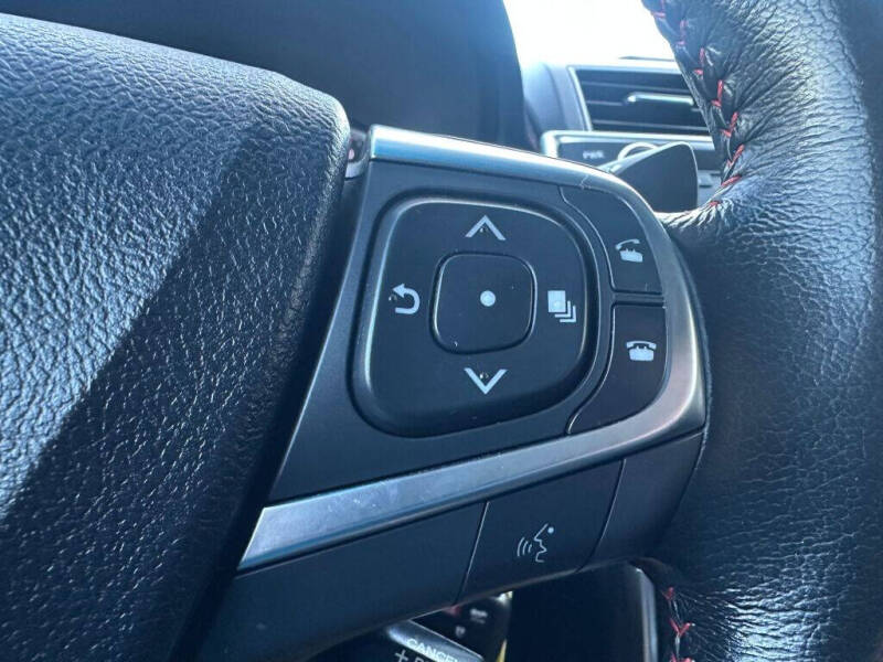 2016 Toyota Camry SE