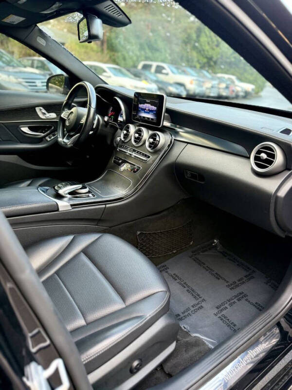 2015 Mercedes-Benz C-Class C 300