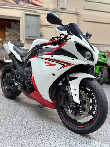 2009 Yamaha YZF-R1