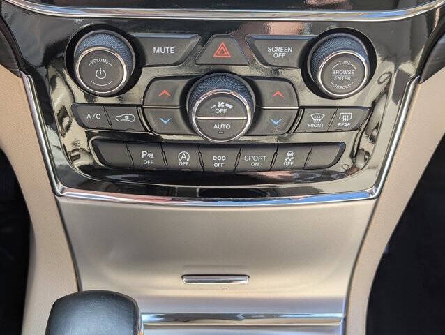 2020 Jeep Grand Cherokee Laredo E