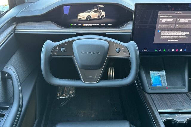 2023 Tesla Model X Standard Range