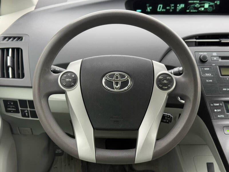 2010 Toyota Prius II