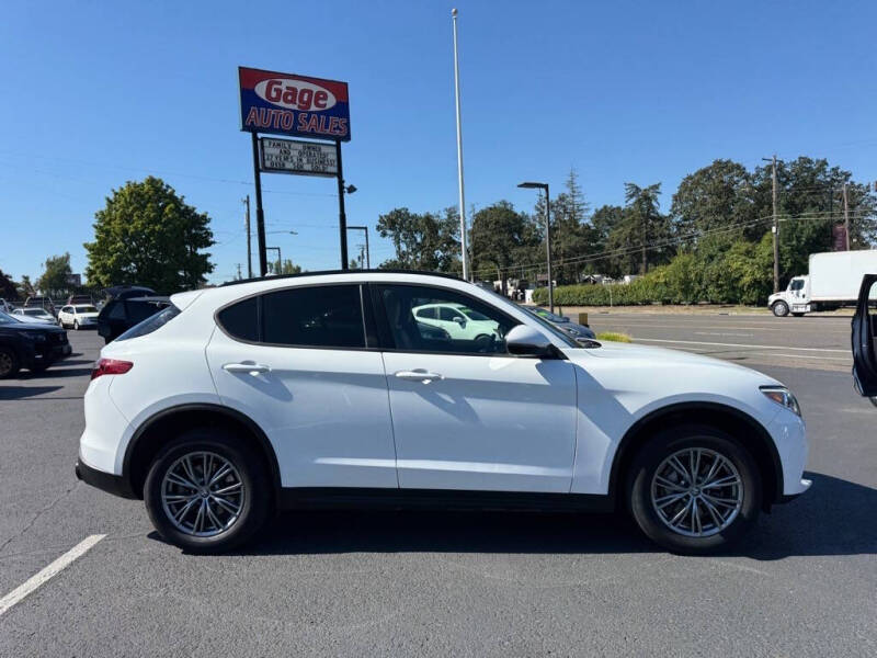 2022 Alfa Romeo Stelvio Sprint