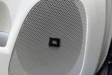 2010 Toyota Prius III