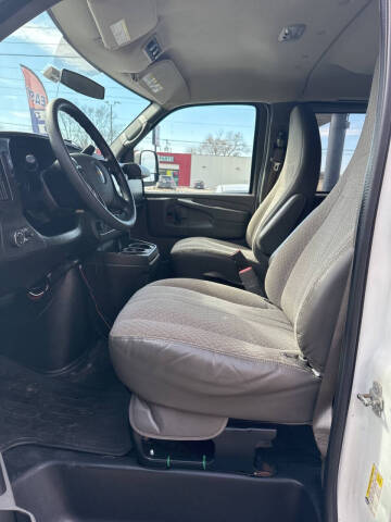 2013 Chevrolet Express LT 2500