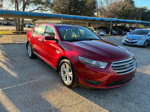 2015 Ford Taurus SEL