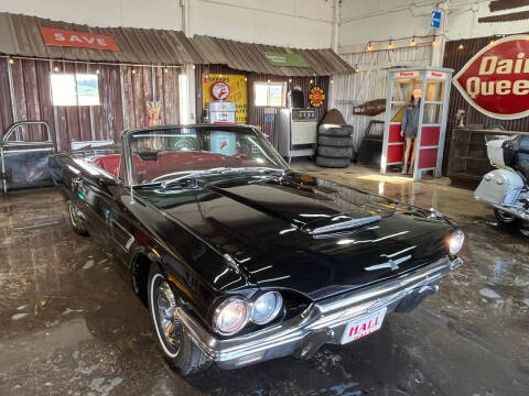 1965 Ford Thunderbird