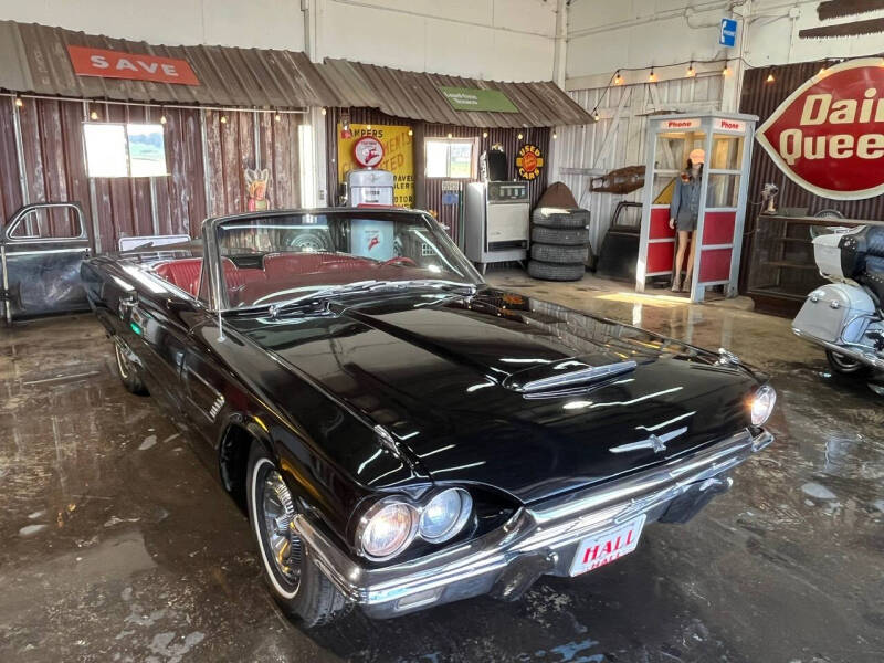 1965 Ford Thunderbird