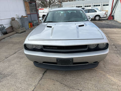 2012 Dodge Challenger for sale at Best Deal Motors in Saint Charles MO