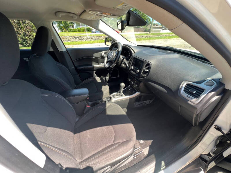 2018 Jeep Compass Sport