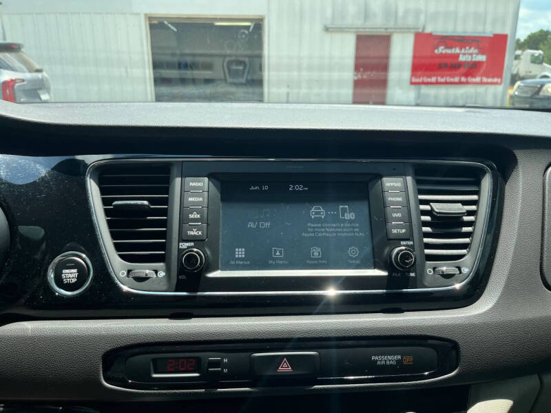 2017 Kia Sedona