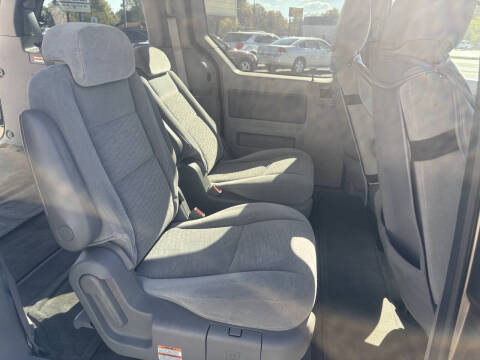 2005 Ford Freestar SE