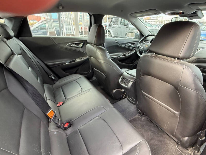 2017 Chevrolet Malibu LT