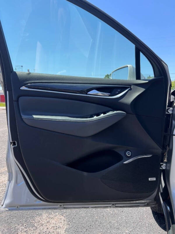 2020 Buick Enclave Essence