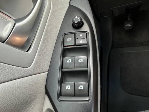 2015 Toyota Sienna LE Mobility 7-Passenger