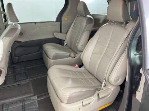 2011 Toyota Sienna Limited 7-Passenger