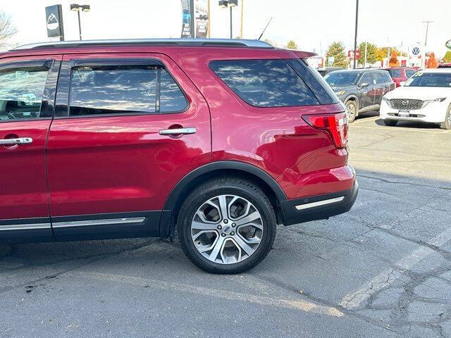 2019 Ford Explorer Platinum