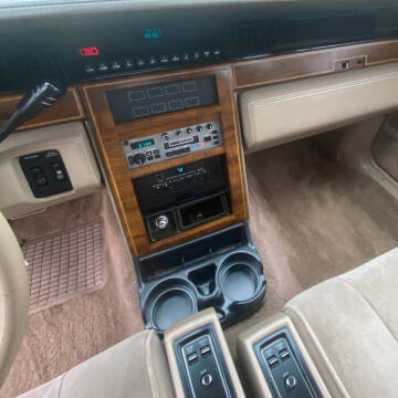 1987 Lincoln Continental