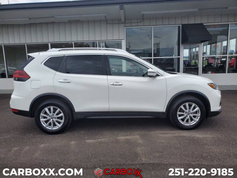 2020 Nissan Rogue SV