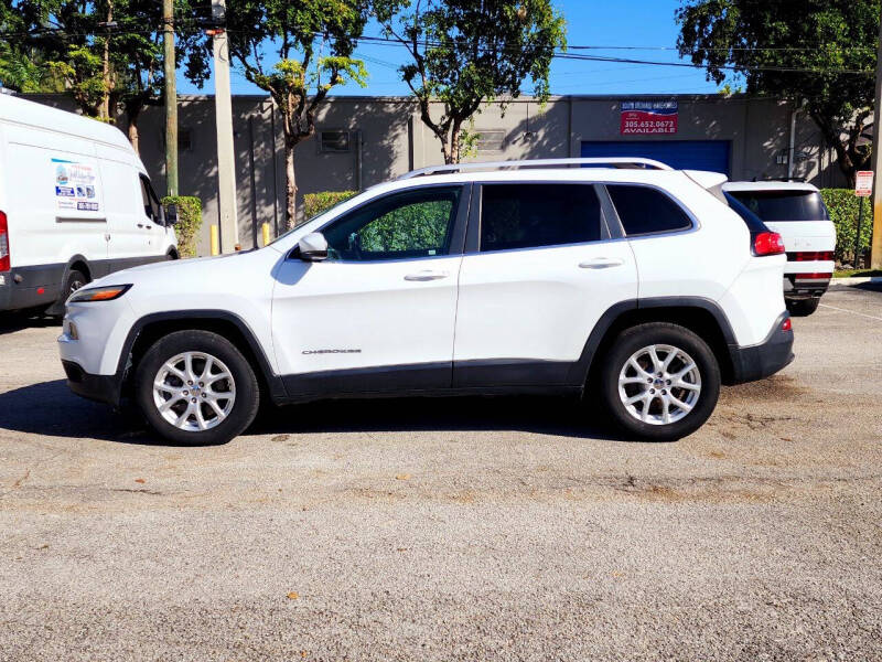 2016 Jeep Cherokee Latitude Altitude