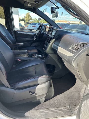 2018 Dodge Grand Caravan GT