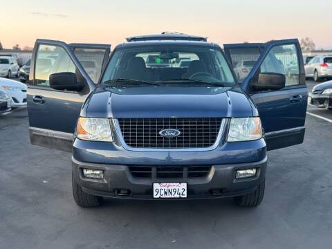 2004 Ford Expedition for sale at Golden Deals Motors in Sacramento CA
