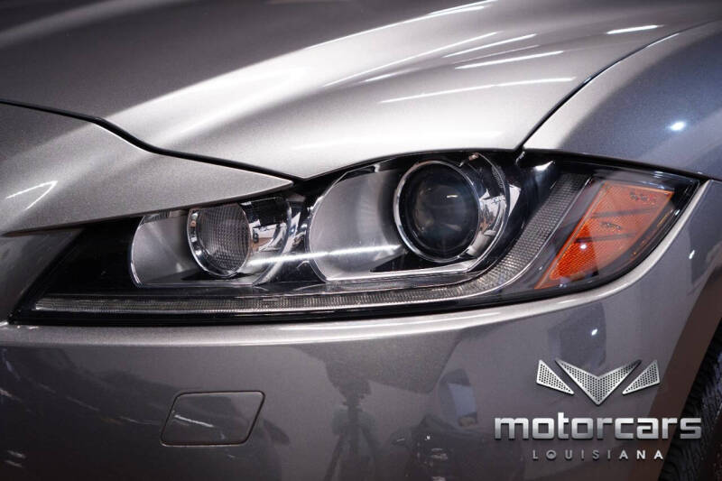 2018 Jaguar F-PACE 25t Premium