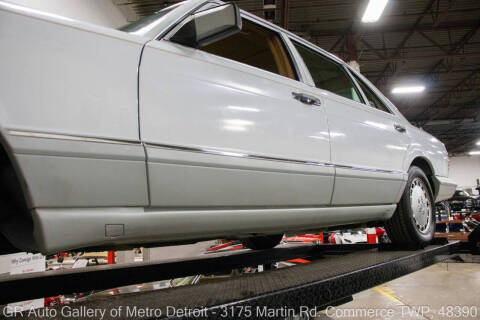 1991 Mercedes-Benz 560-Class 560 SEL