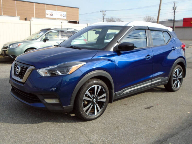 2019 Nissan Kicks SR