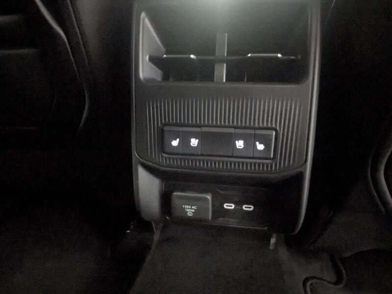 2025 Jeep Wagoneer S Launch Edition