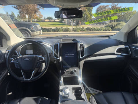 2021 Ford Edge Titanium