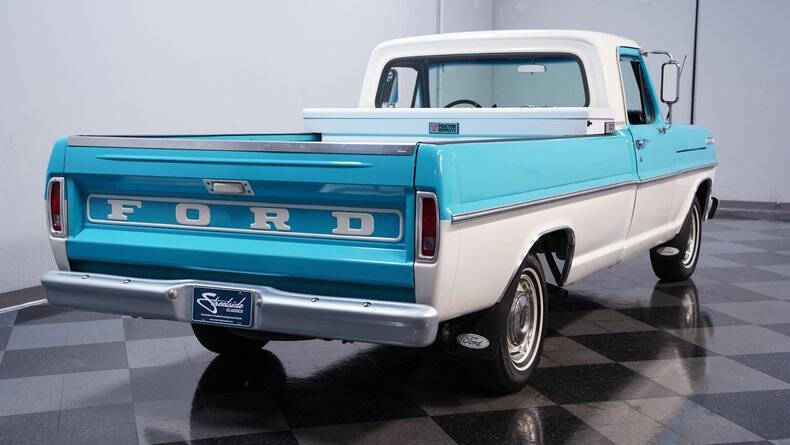 1967 Ford F-100