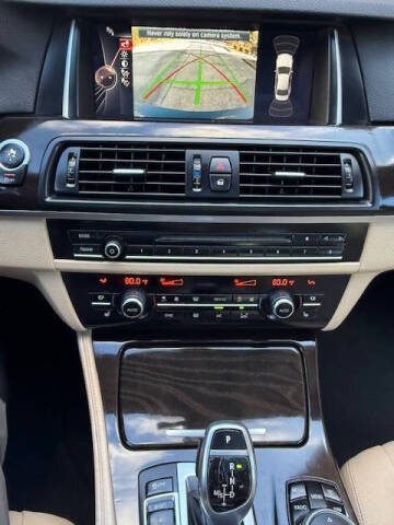 2016 BMW 5 Series 528i