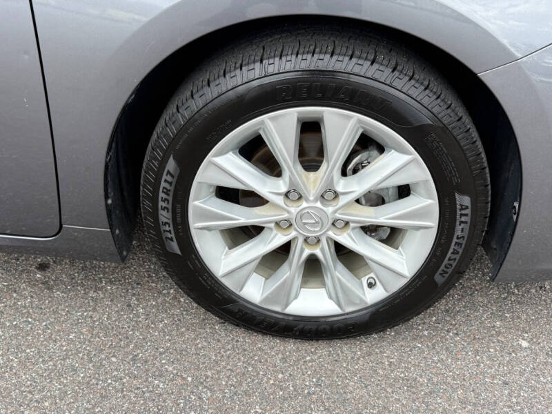 2013 Lexus ES 300h