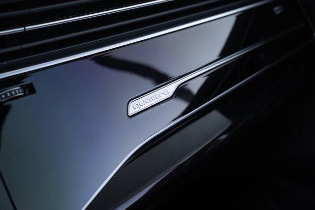 2023 Audi Q7 quattro Premium Plus 55 TFSI