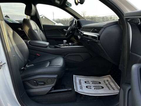 2019 Audi Q7 quattro SE Premium 55 TFSI