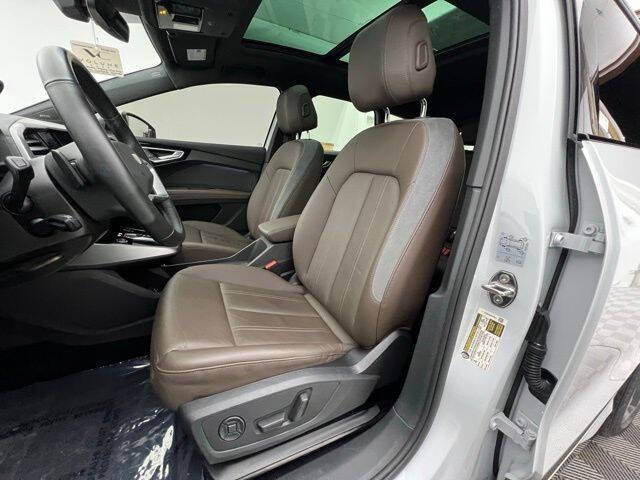 2023 Audi Q4 e-tron quattro Premium Plus 50