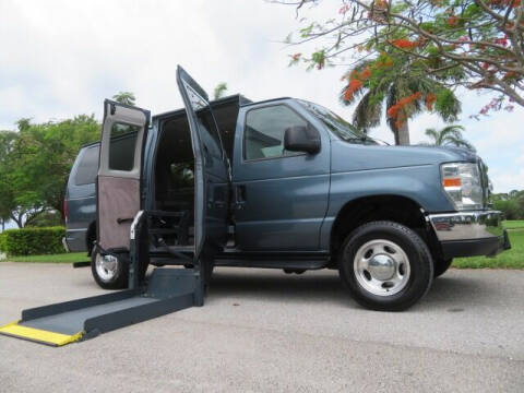 2014 Ford E-Series E-150 XLT