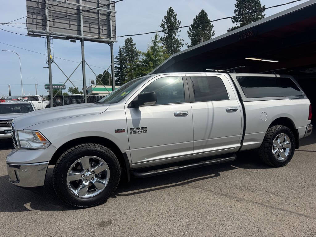 2017 Ram 1500 SLT 4x4 SLT 4dr Crew Cab 6.3 ft. SB Pickup 2