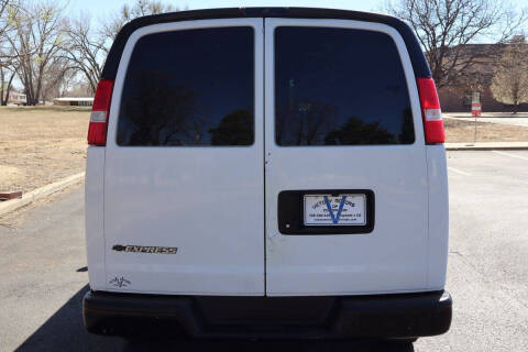 2016 Chevrolet Express 2500