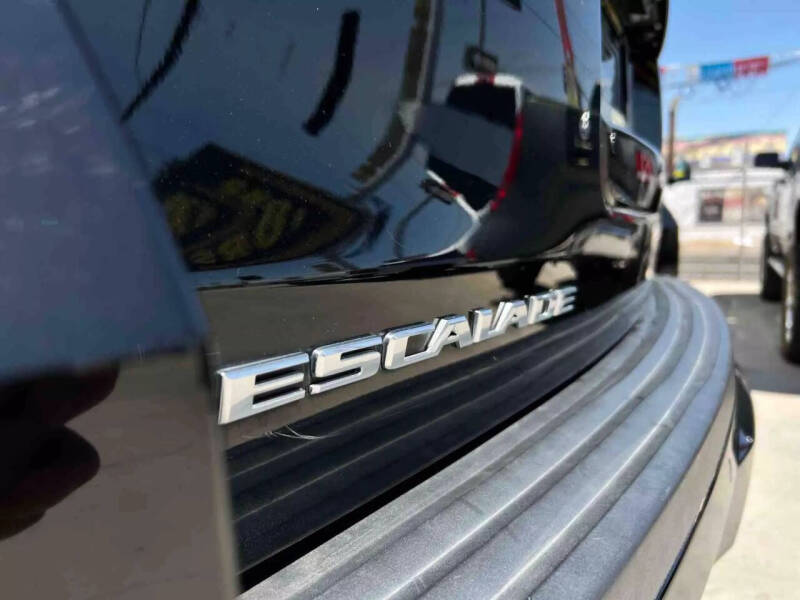 2020 Cadillac Escalade Luxury