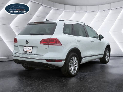 2017 Volkswagen Touareg V6 Sport