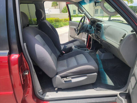 2003 Ford Explorer Sport