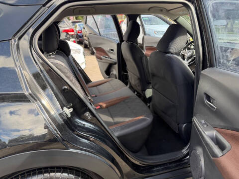 2018 Nissan Kicks SR