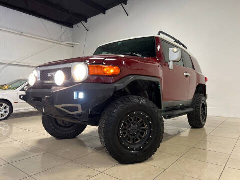 2008 Toyota FJ Cruiser for sale at ROADSTERS AUTO in Houston TX