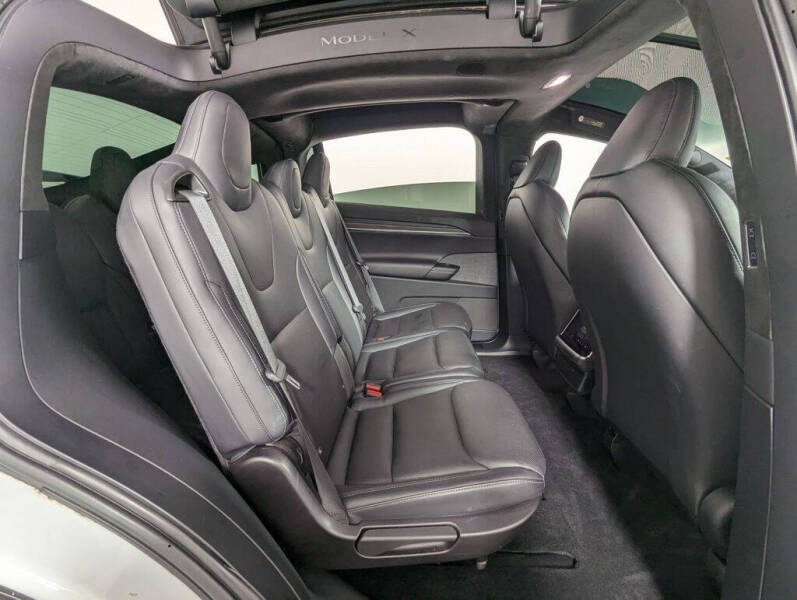 2023 Tesla Model X Standard Range