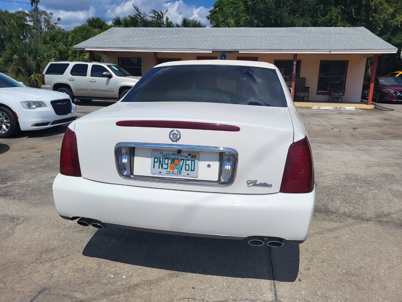 2000 Cadillac Deville Professional for sale at FAMILY AUTO BROKERS in Longwood, FL